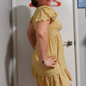 Large SBetro gold floral sundress
